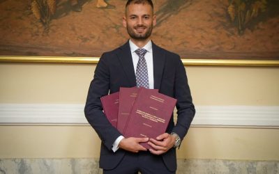 Kolega Jovan Lazarević uspešno odbranio doktorsku disertaciju